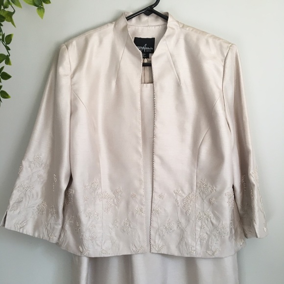 Positive Attitude Formal Mother of the Bride Dress - Picture 2 of 16